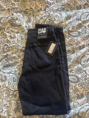 Harlow Women's Straight Leg Jeans - Black